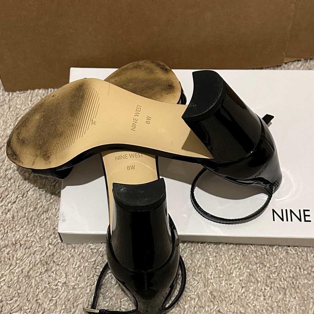 Nine West Black Patent Heels - Picture 4 of 8